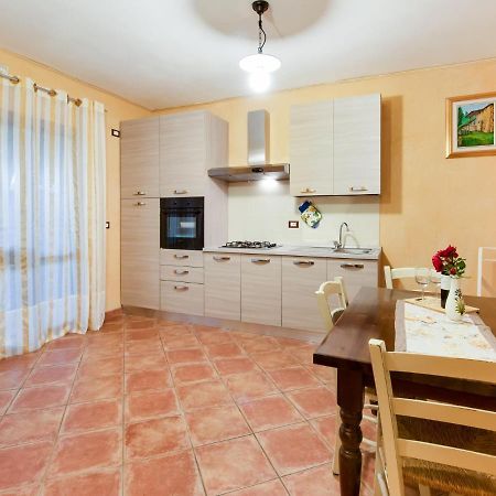 마로네 Beautiful Chalet With Swimming Pool In Lombardy 빌라 외부 사진