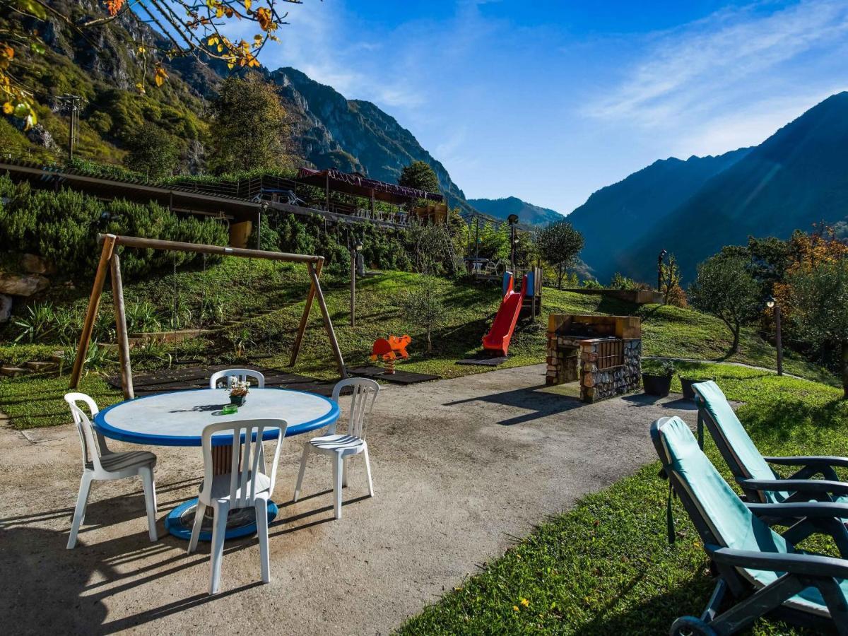 마로네 Beautiful Chalet With Swimming Pool In Lombardy 빌라 외부 사진